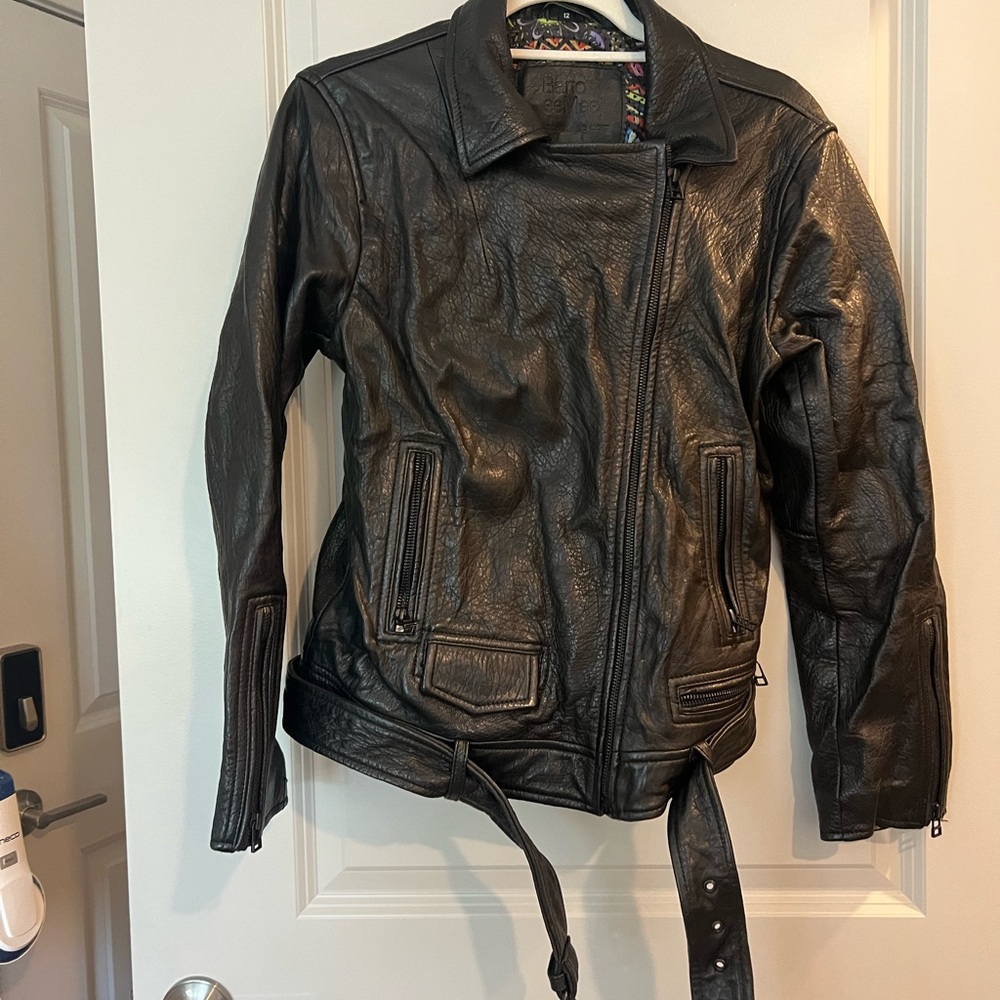 Authentic Leather Jacket!! - image 6